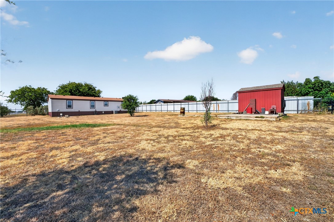 100 Hillside Drive Property Photo 14