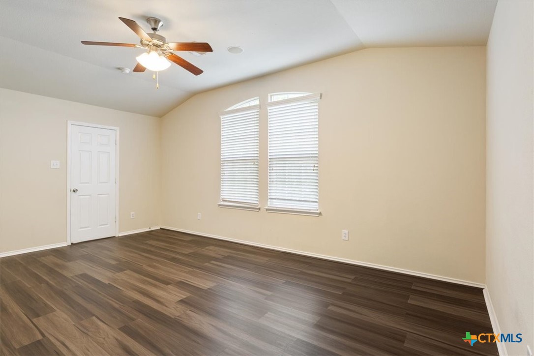 121 Starlight Drive Property Photo 9