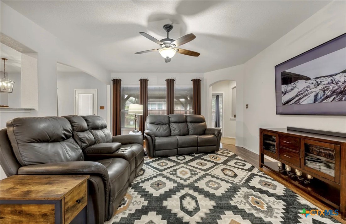3517 Enchanted Farm Property Photo 10