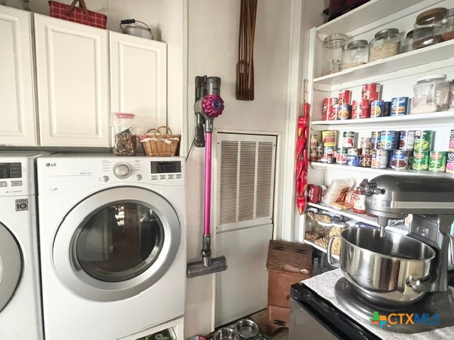 1037 Noll Road Property Photo 25