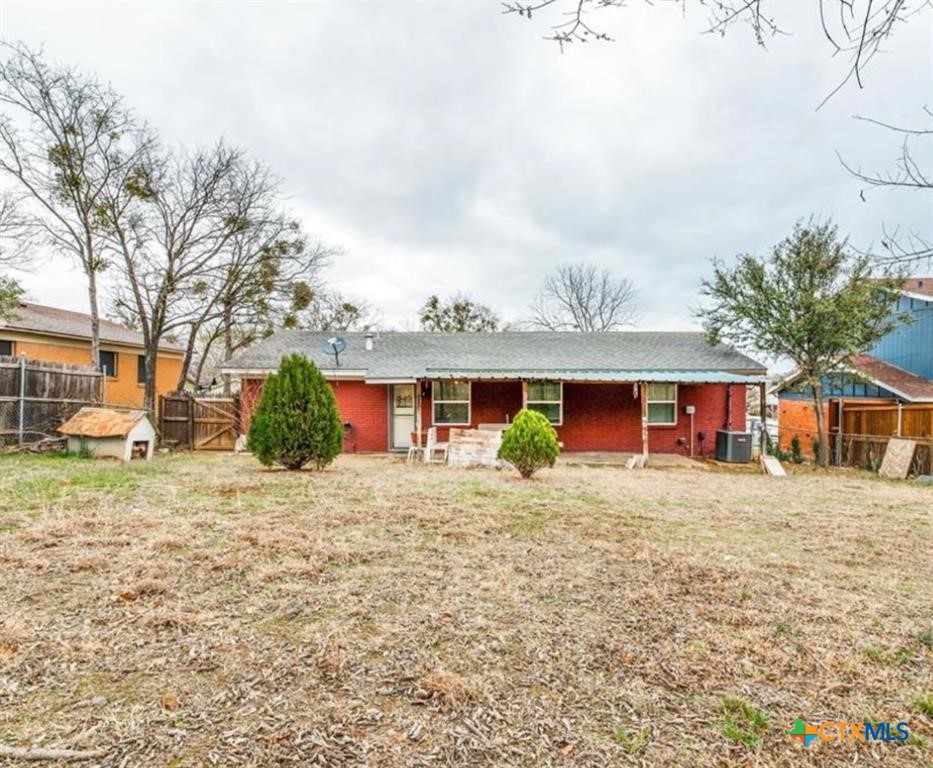 4744 Richards Street Property Photo 6