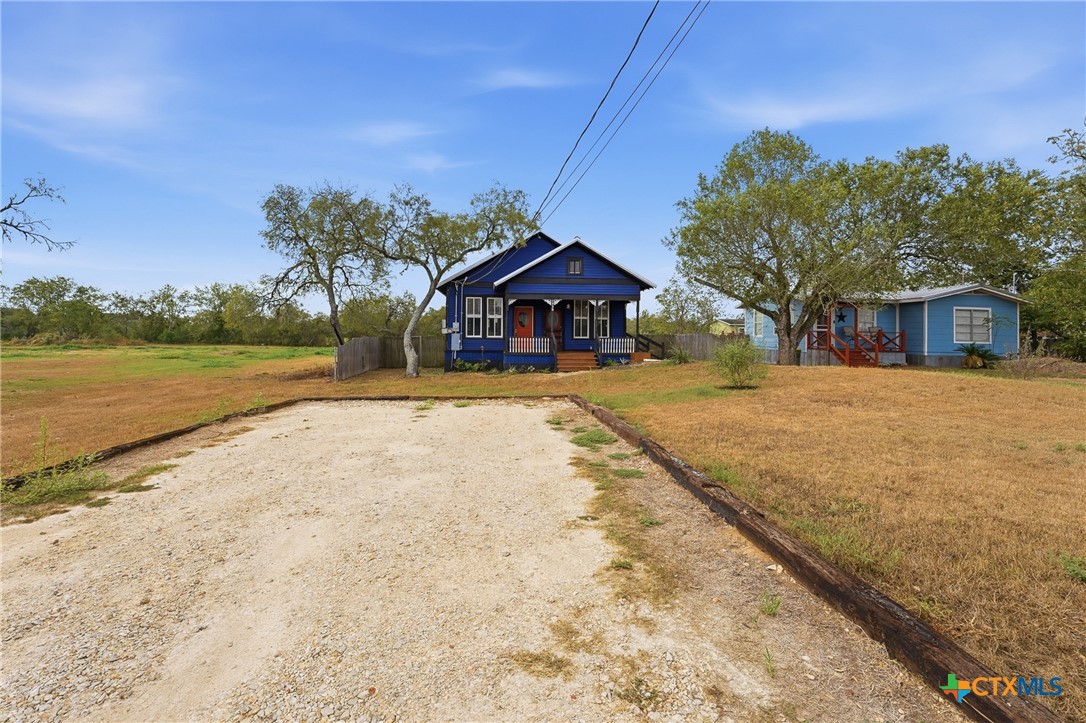 1930 Dreyer Lane Property Photo 3