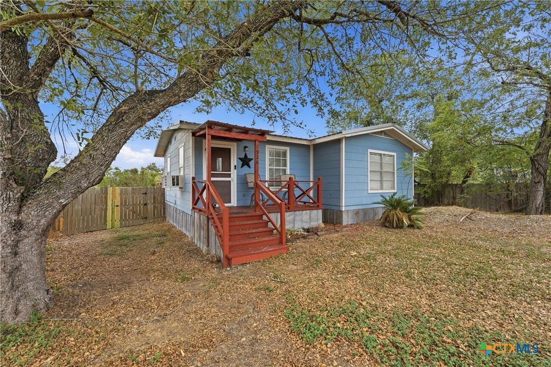 1926 Dreyer Lane Property Photo 4