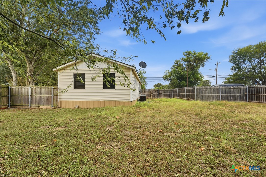 1904 Dreyer Lane Street Property Photo 25