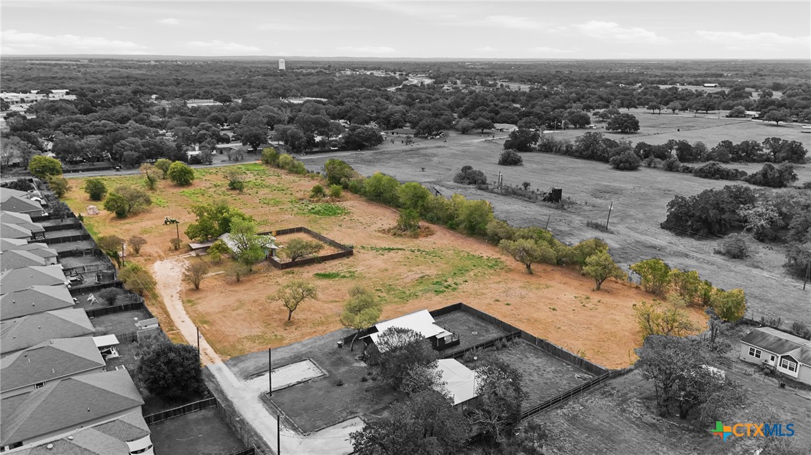 2030 Dreyer Lane Property Photo 2
