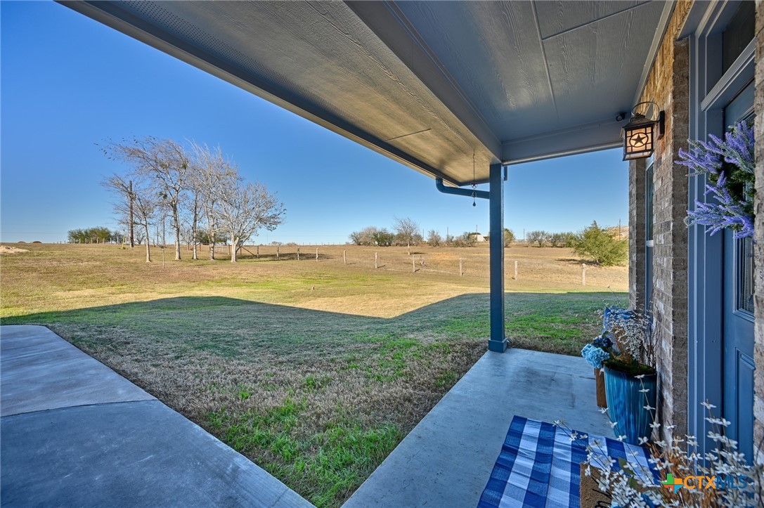 1733 County Road 376 Property Photo 5