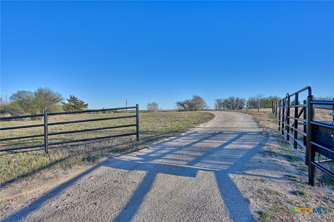 1733 County Road 376 Property Photo 29