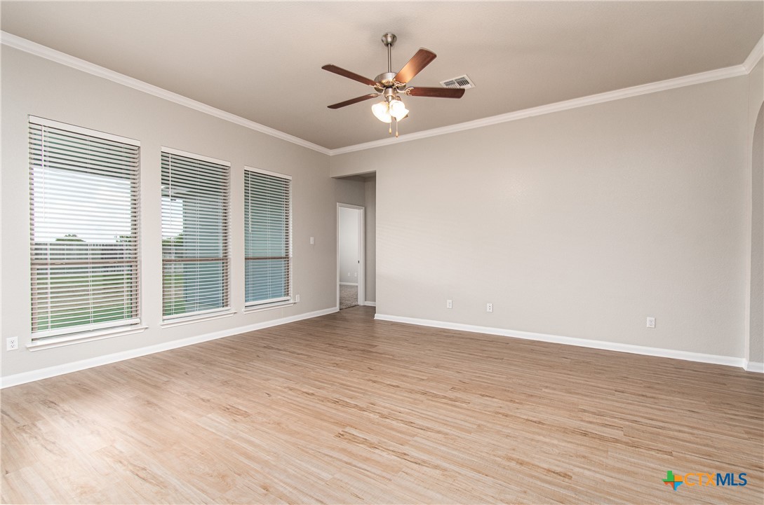 6114 Wheaton Loop Property Photo 5