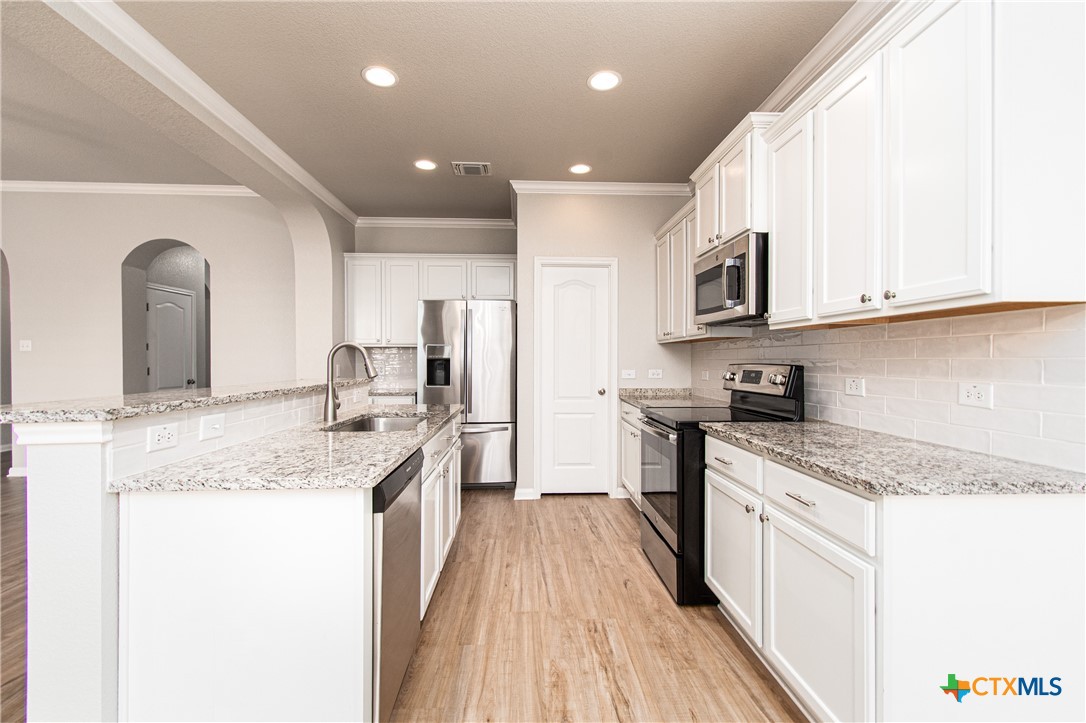 6114 Wheaton Loop Property Photo 6