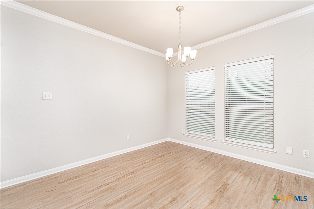 6114 Wheaton Loop Property Photo 11