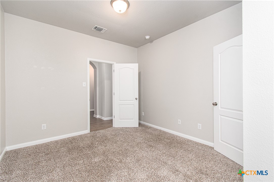 6114 Wheaton Loop Property Photo 21