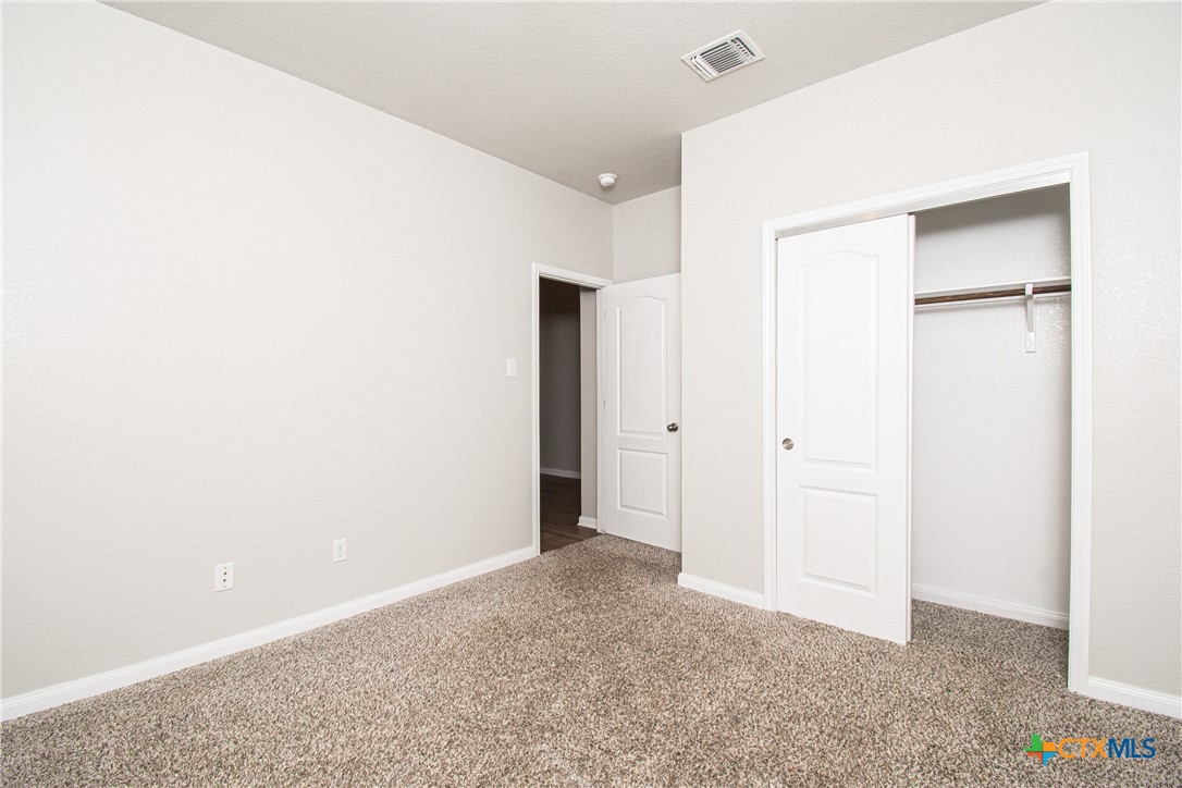 6114 Wheaton Loop Property Photo 27