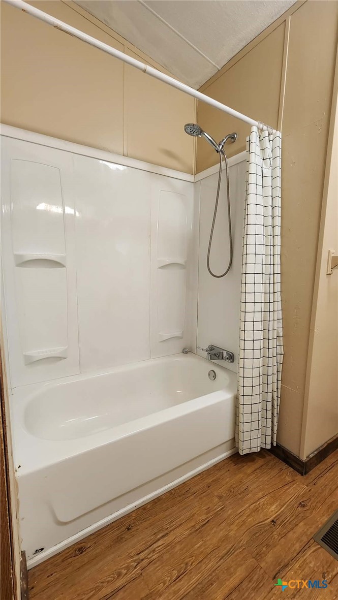 590 Canal Lane Property Photo 11