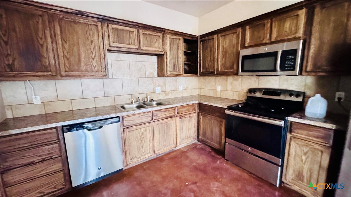 1417 Shoshoni Trail B Property Photo 9
