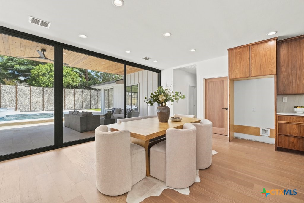 57 Ohio Street Property Photo 19
