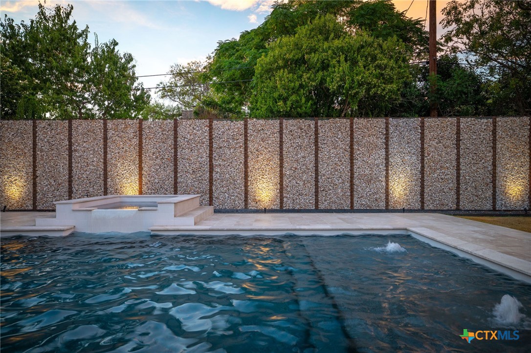 57 Ohio Street Property Photo 36