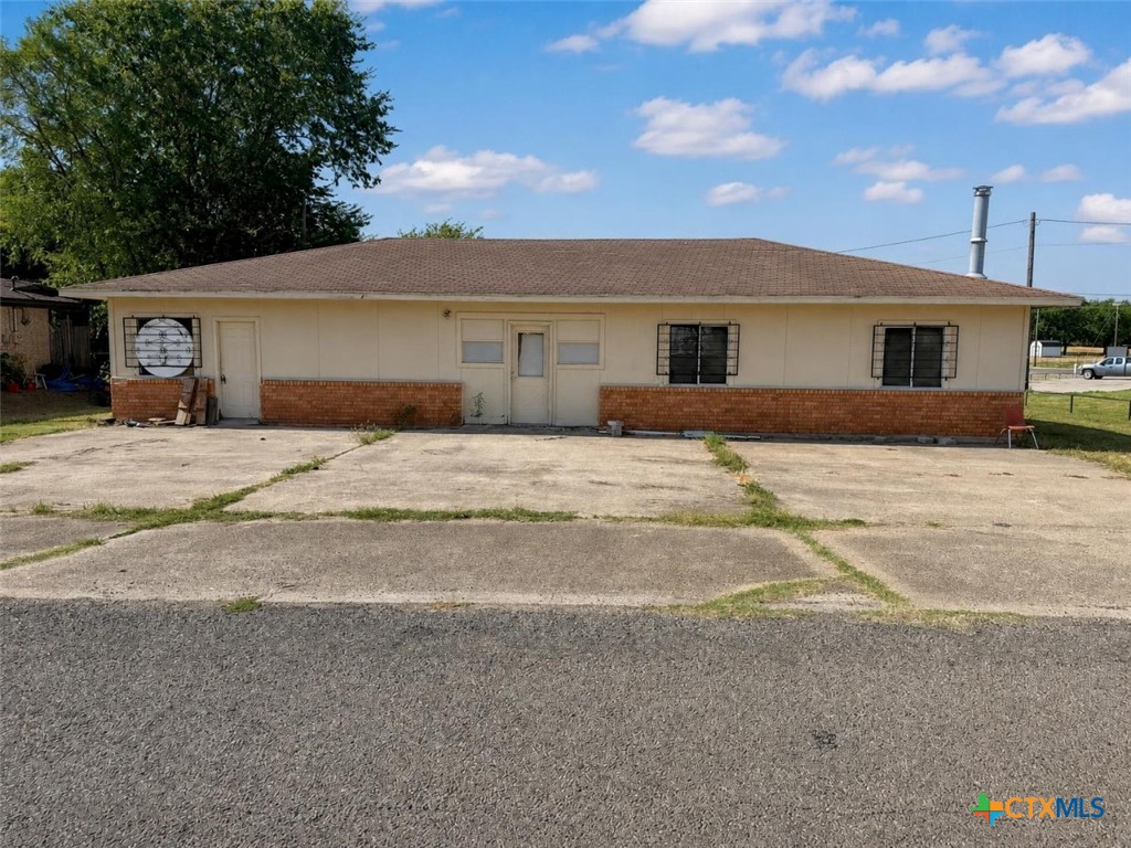 104 Gateway Circle Property Photo 1