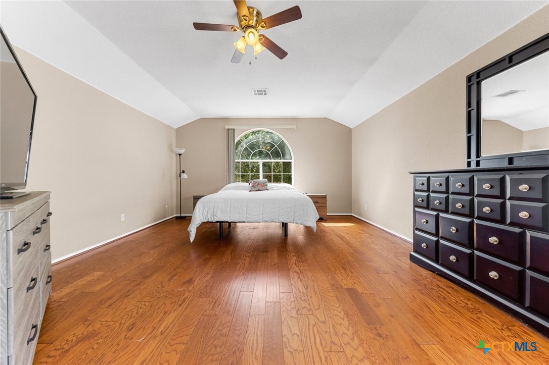 2203 Delaware Property Photo 9