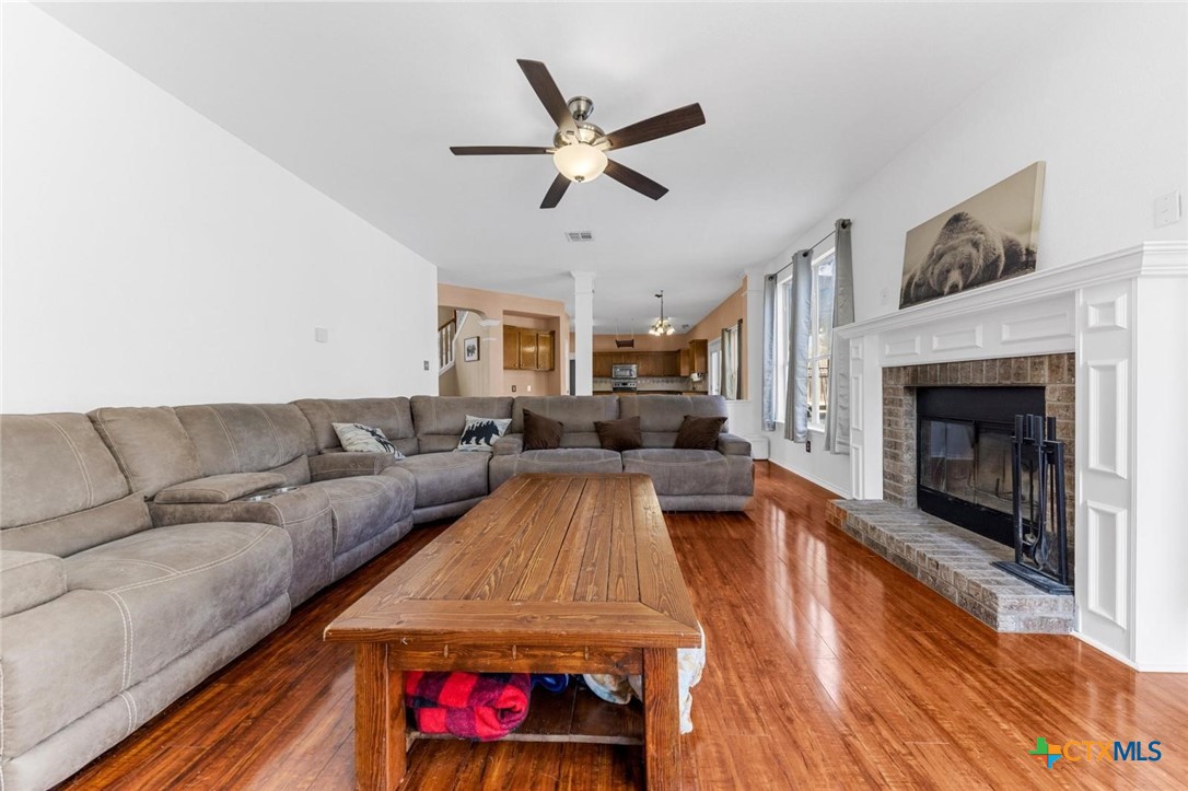 2203 Delaware Property Photo 19