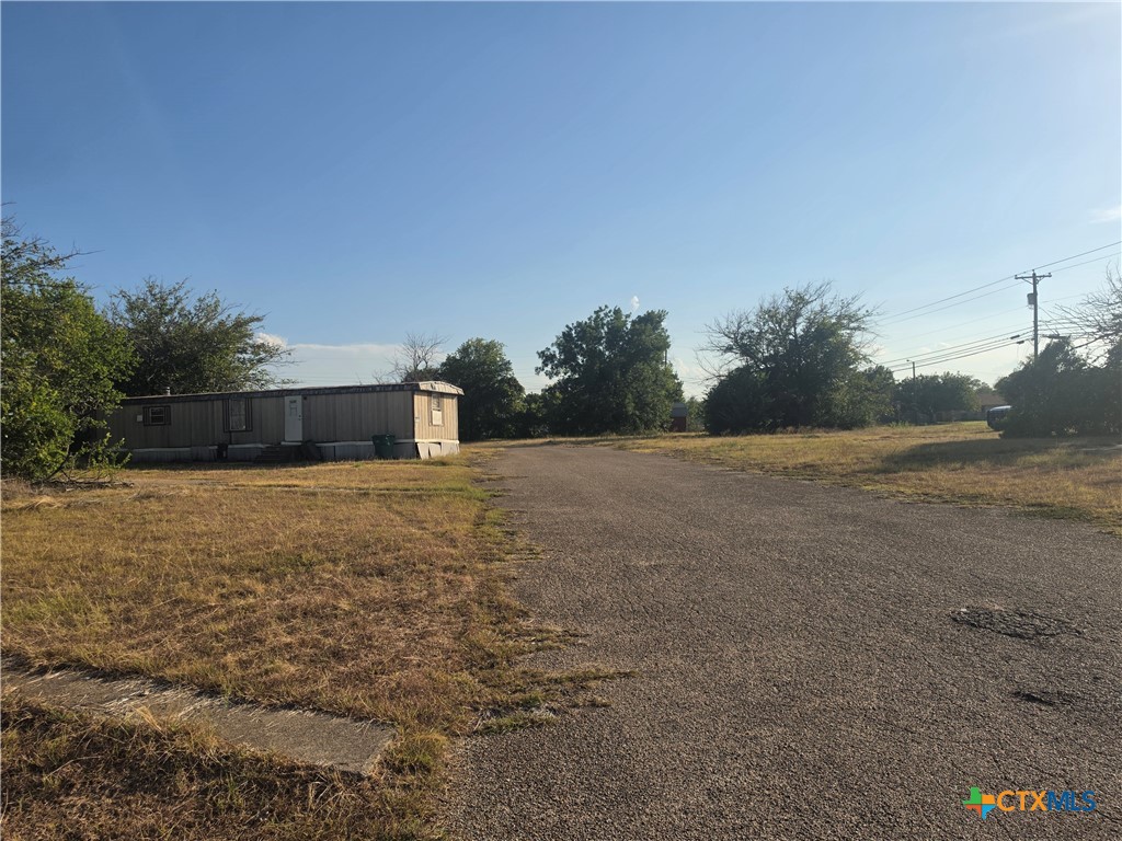 210 E Kathey Road Property Photo 1