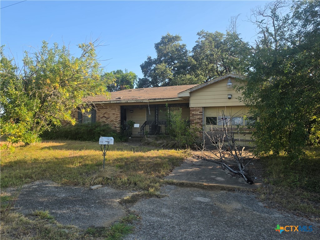 210 E Kathey Road Property Photo 15