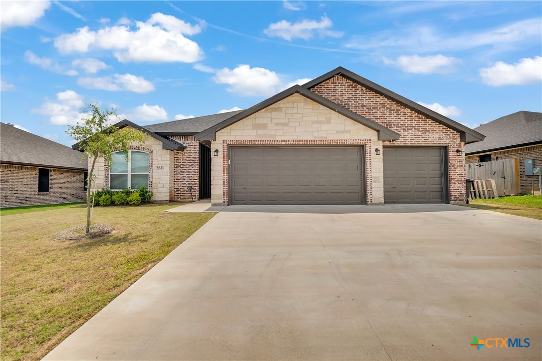 7611 Iridium Drive Property Photo 1