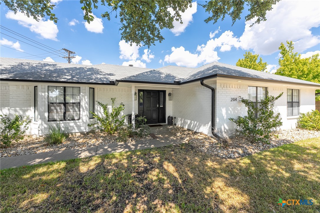 204 Taylors Drive Property Photo 6