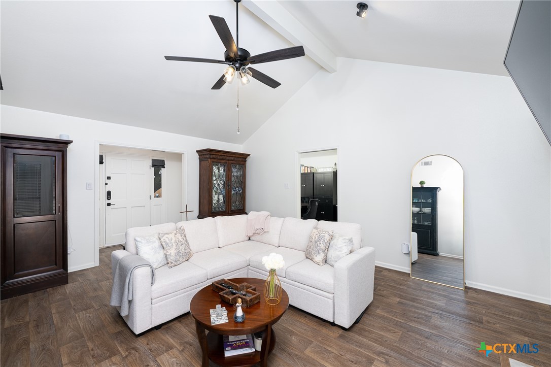 204 Taylors Drive Property Photo 14