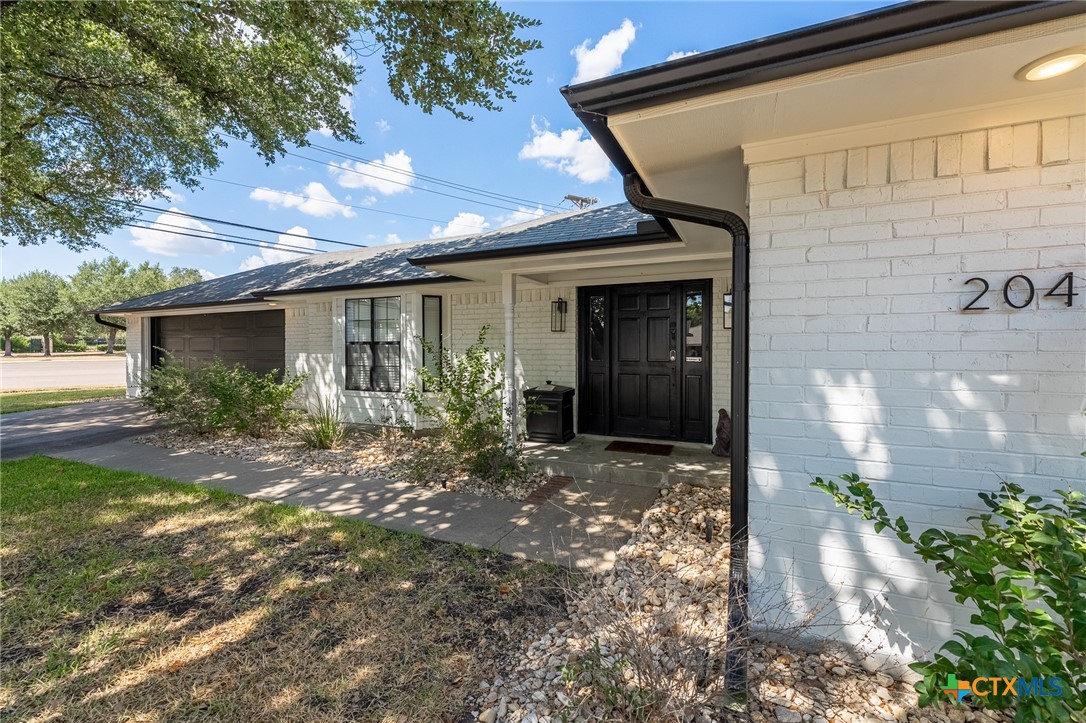 204 Taylors Drive Property Photo 36