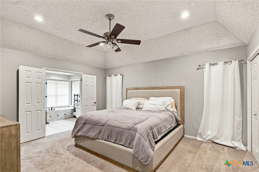 101 Willowbend Drive Property Photo 14