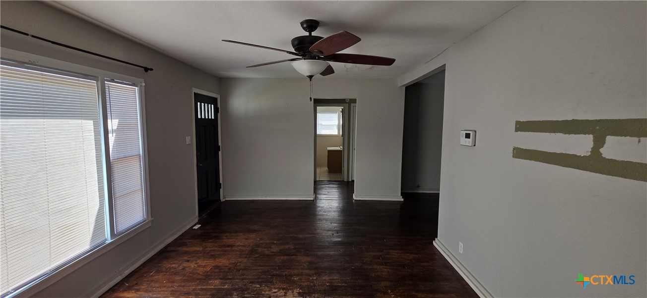 1201 La Valliere Street Property Photo 7
