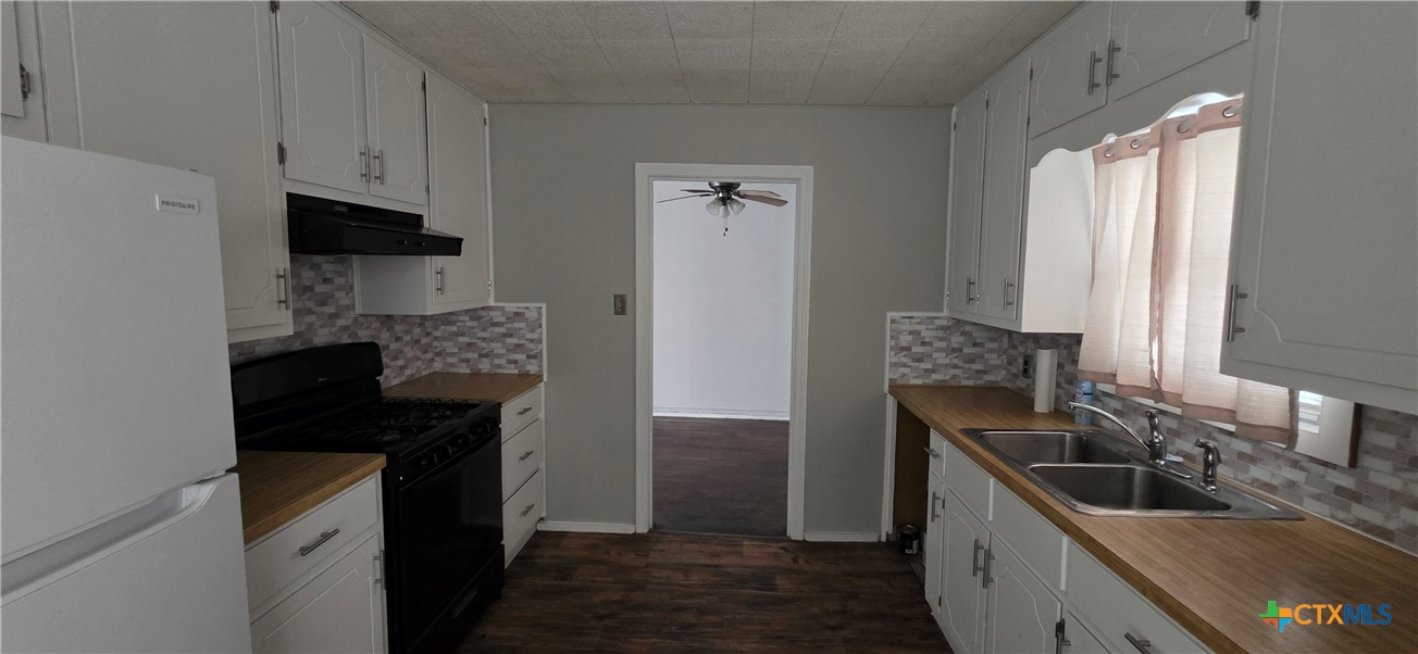 1201 La Valliere Street Property Photo 11