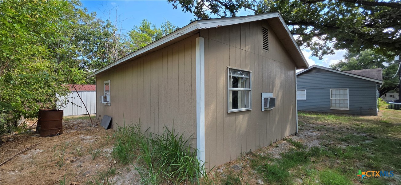 1201 La Valliere Street Property Photo 24