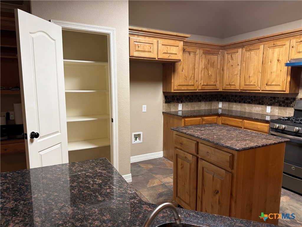 3941 Wells Drive Property Photo 5
