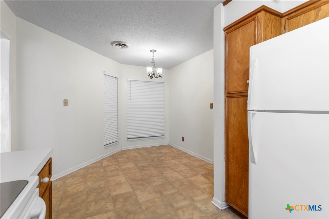 103 Windward Court Property Photo 4