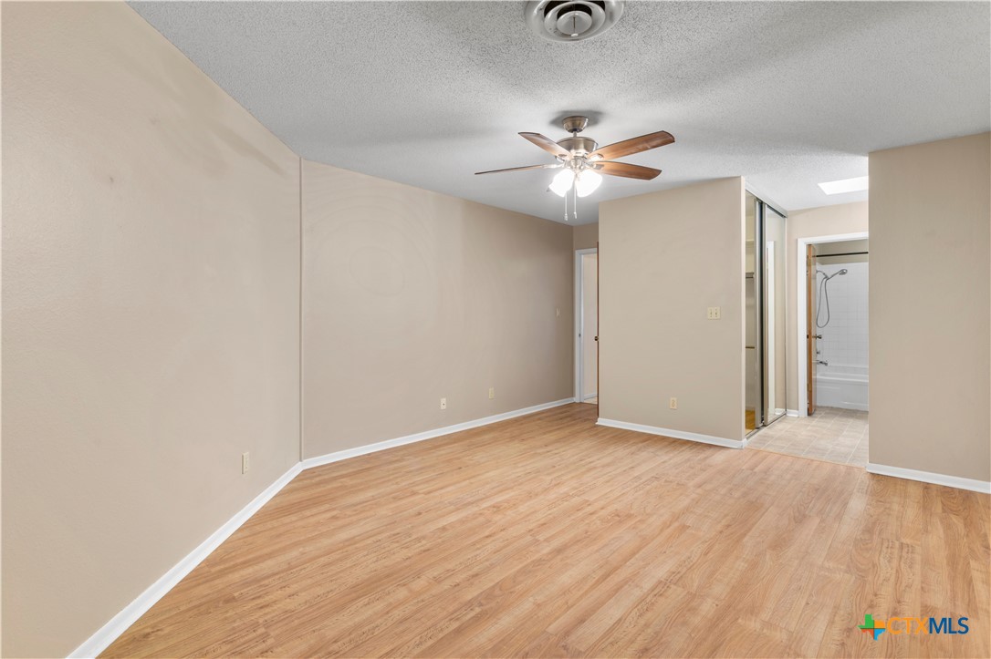103 Windward Court Property Photo 12