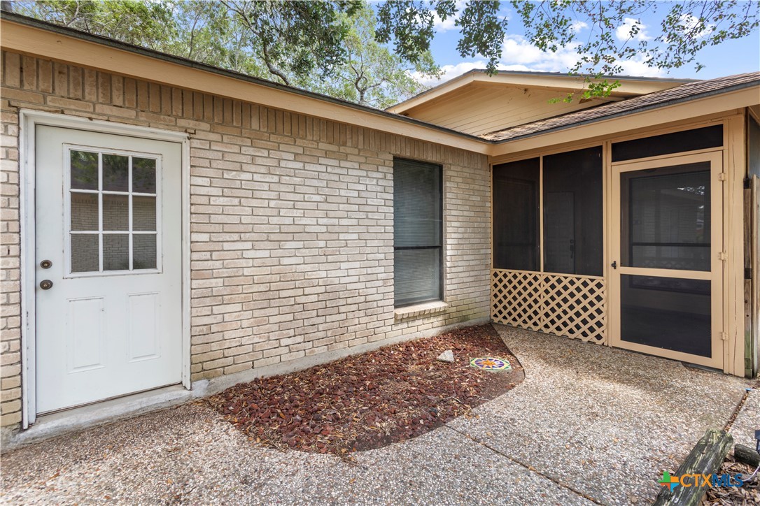 103 Windward Court Property Photo 22