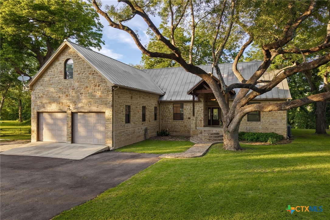 302 Guadalupe River Drive