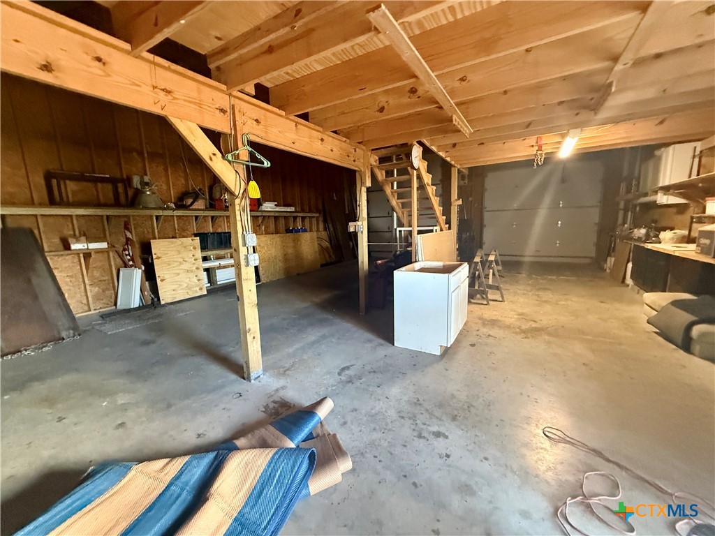 9 Lee Street Property Photo 7