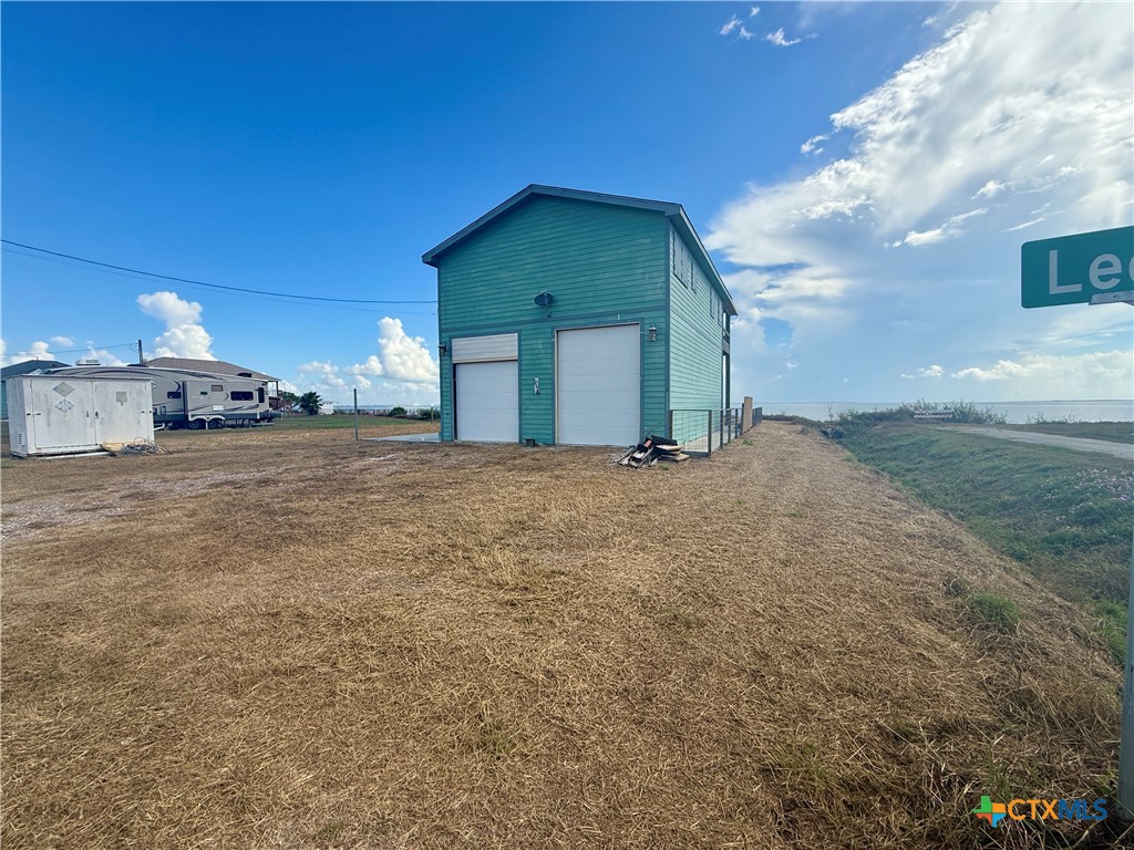 9 Lee Street Property Photo 11