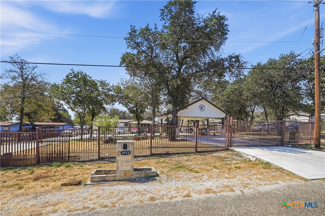 4426 Lost Hills Drive Property Photo 3