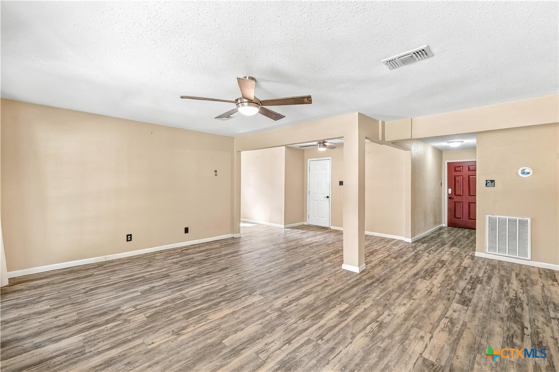 512 Monterrey Drive Property Photo 12