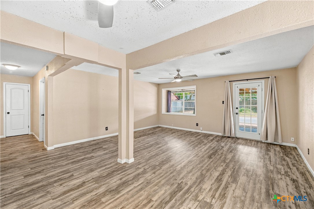 512 Monterrey Drive Property Photo 15
