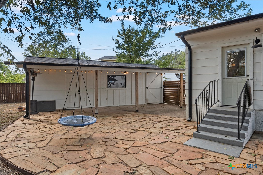 913 Alamo Court Property Photo 29