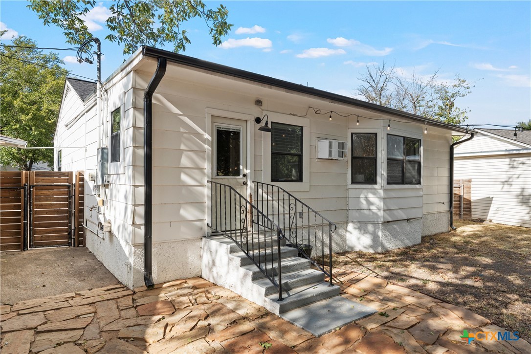 913 Alamo Court Property Photo 30