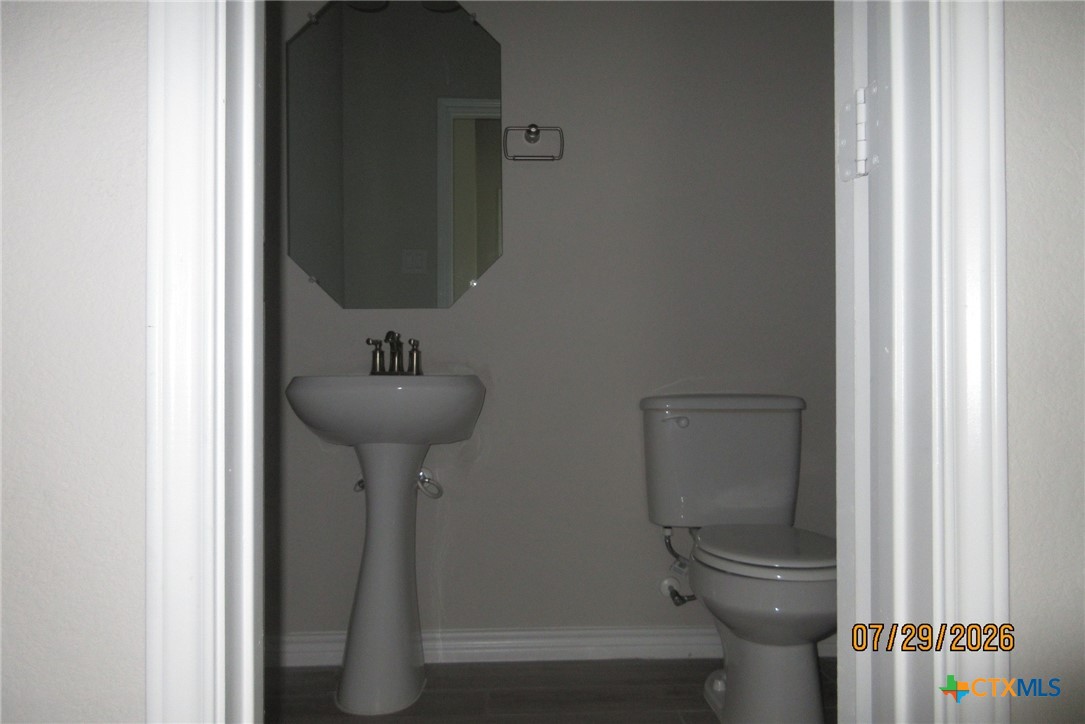 1306 Roma Street Property Photo 4