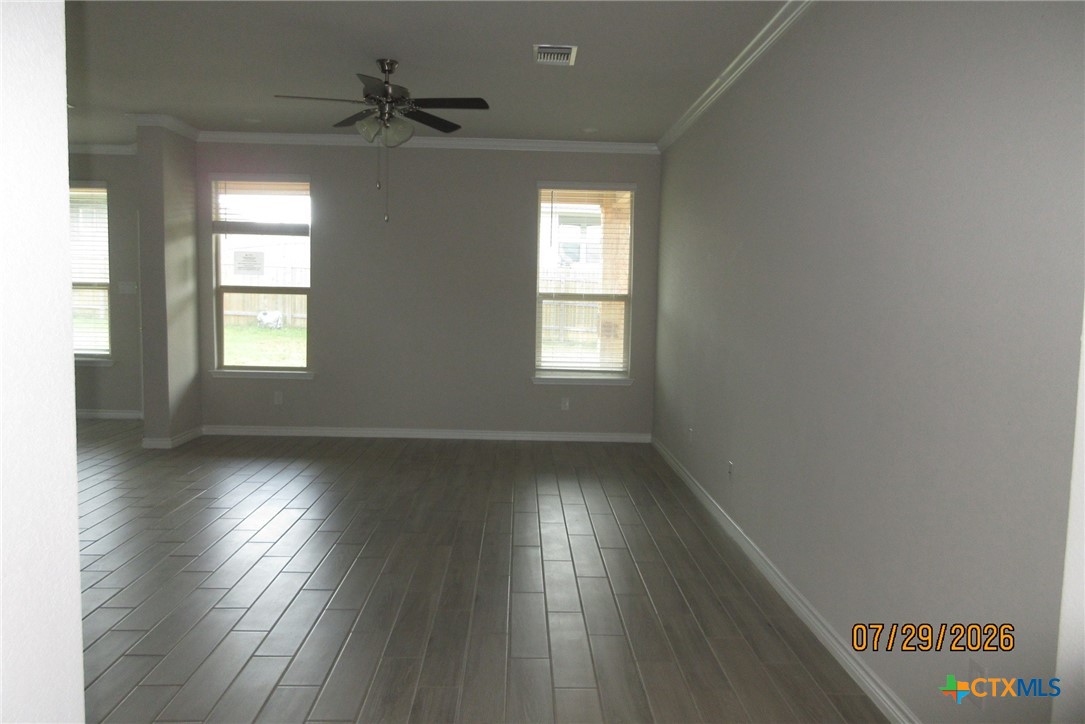 1306 Roma Street Property Photo 12