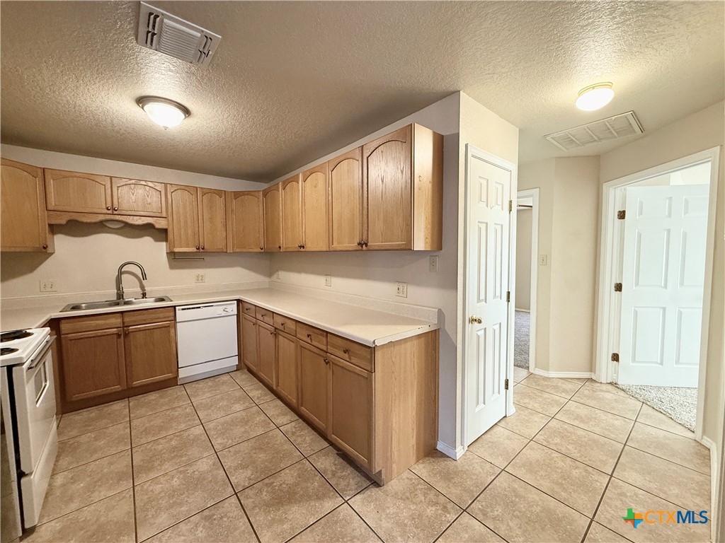 306 Oelkers Drive Property Photo 8
