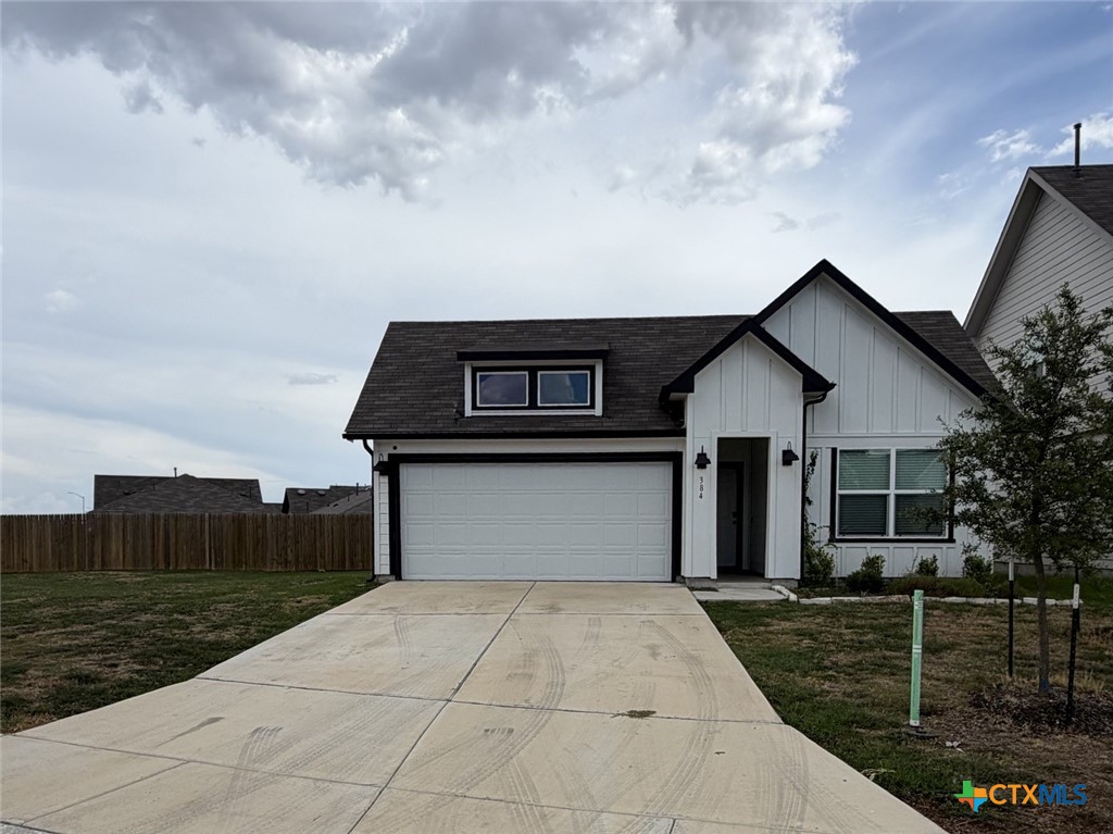 384 Trent Drive Property Photo 2