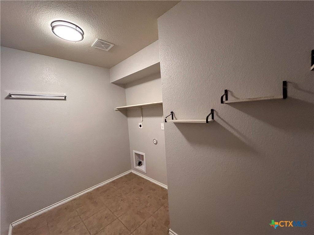 5308 Katy Creek Lane Property Photo 9